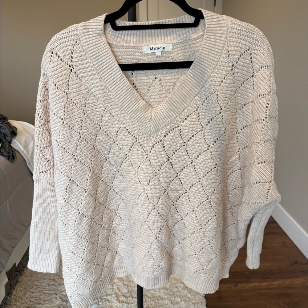 Miracle V-Neck Sweater in Cream